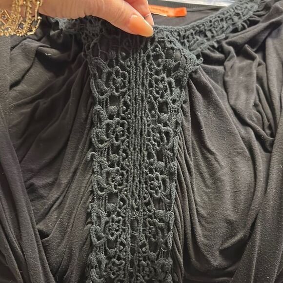 Elegant Black Long Sleeve Dress - Picture 4 of 4